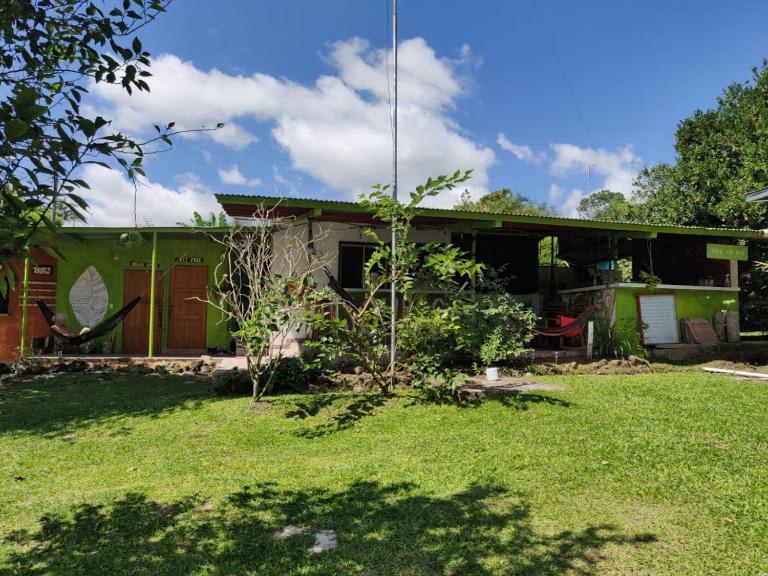 Soursop Hostel Cueta Zewnętrze zdjęcie